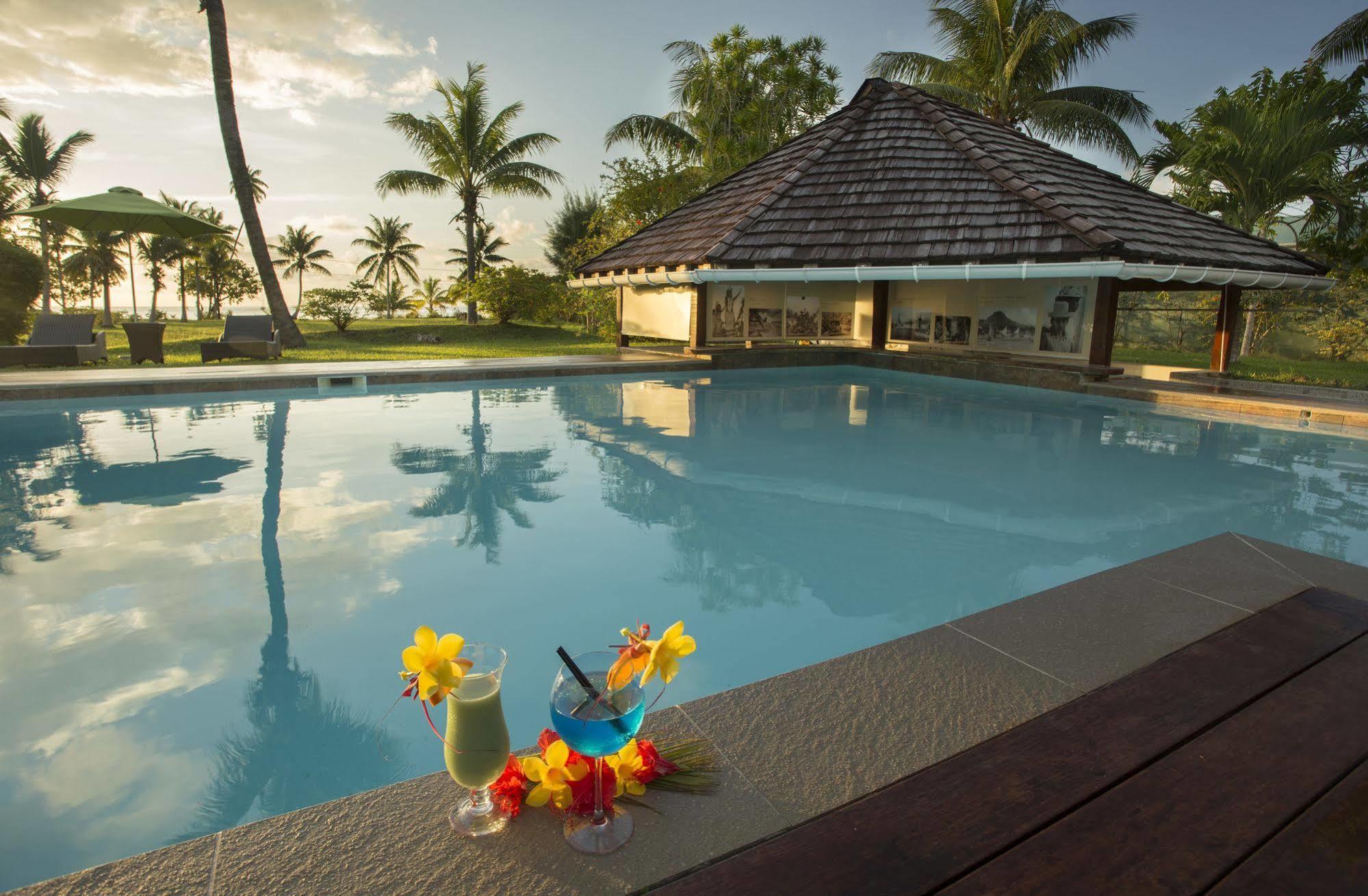 Raiatea Lodge Hotel Uturoa Exterior photo